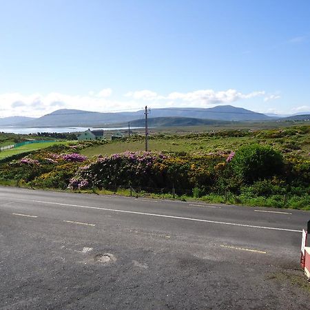Achill Lodge Guest House Bunacurry Bagian luar foto
