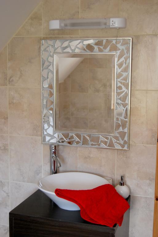 Achill Lodge Guest House Bunacurry Bagian luar foto